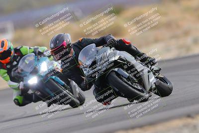 media/Dec-17-2022-SoCal Trackdays (Sat) [[224abd9271]]/Turn 16 (210pm)/